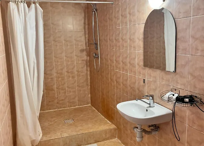 Mala Praha 3*