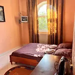 Mala Praha 3*